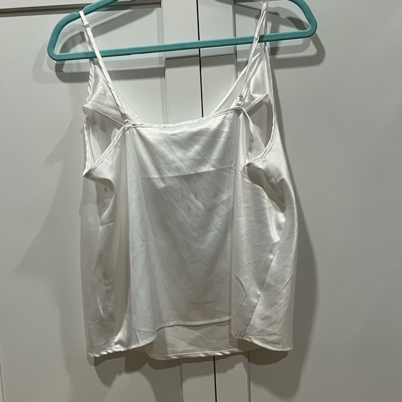 NWT Simplee apparel scoop neck white satin tank size xxl - Picture 5 of 5